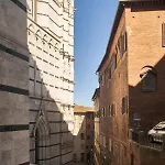 فندق مبيت وإفطار Palazzo Del Magnifico 3*