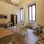 Palazzo Del Magnifico فندق مبيت وإفطار سيينا