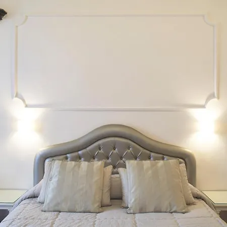 Bed & Breakfast Palazzo Del Magnifico 3*