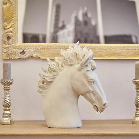 Palazzo Del Magnifico 3*