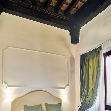 Palazzo Del Magnifico 3*