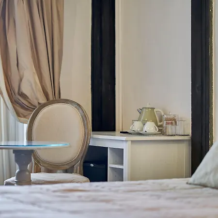 Palazzo Del Magnifico Bed and breakfast 3*