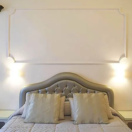 Palazzo Del Magnifico B&B
