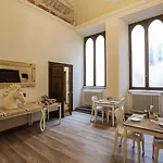 Bed and breakfast Palazzo Del Magnifico 3*