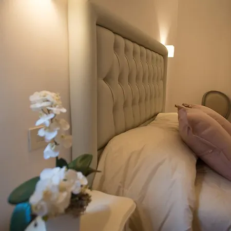 Palazzo Del Magnifico Bed & Breakfast Siena