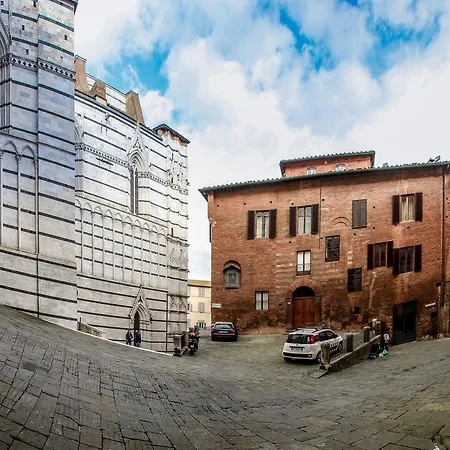 Palazzo Del Magnifico